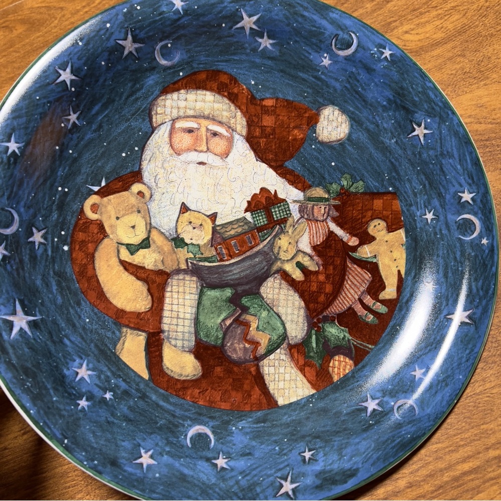 Susan Winget Holiday Father Christmas Santa w/ Toys Christmas Plate Collection